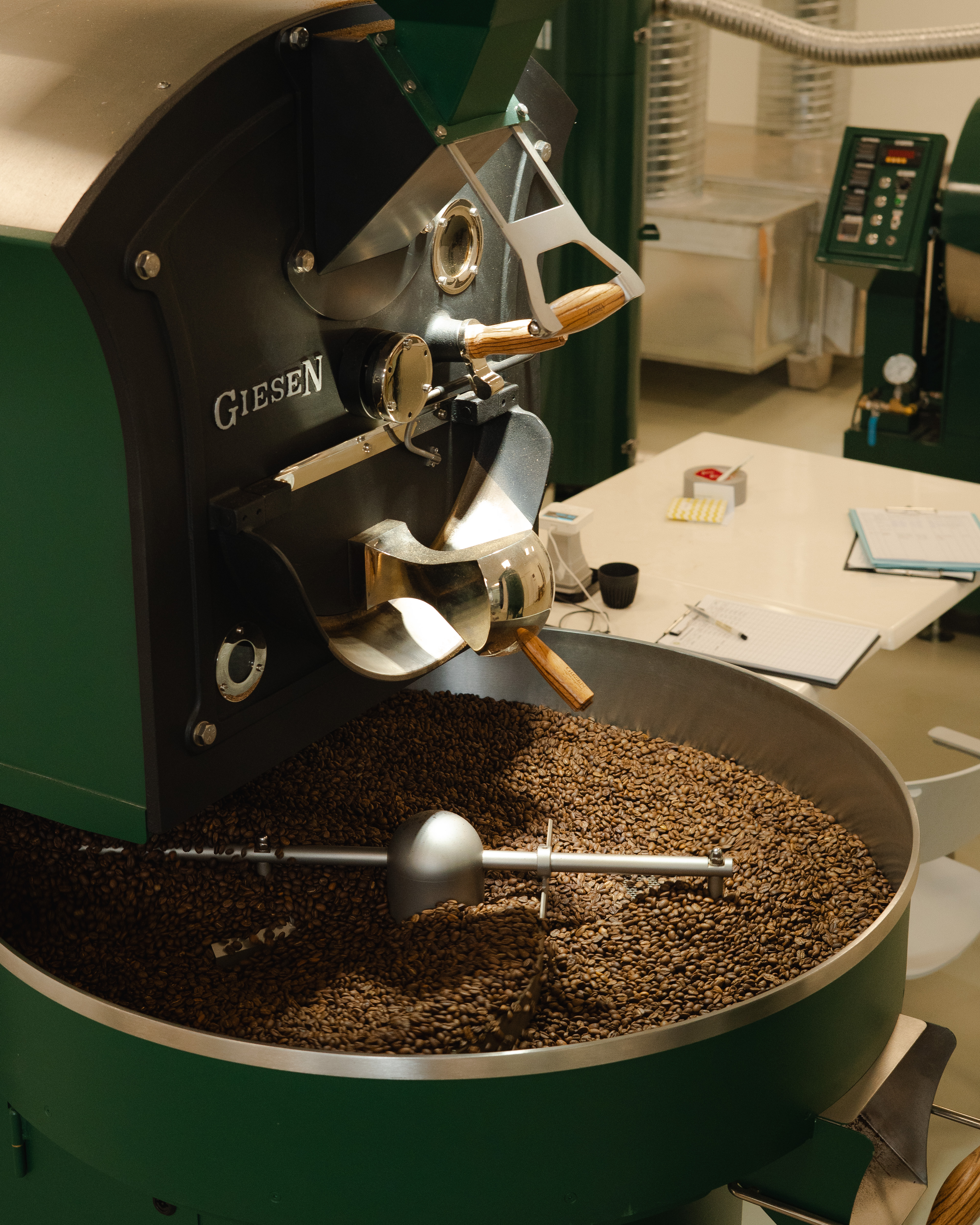 Farm and roastery atmosphere